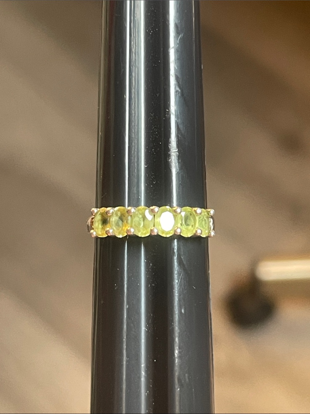 Vintage  Peridot Gemstone set in sterling silver size 6